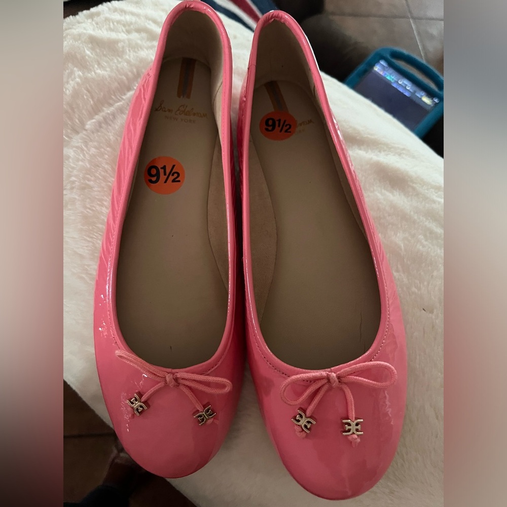 Brand new Sam Edelman pink flats size 91/2